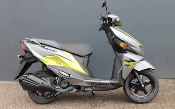 Gebrauchtmotorrad Suzuki Avenis 125 - Bild 1