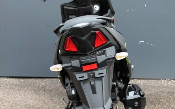 Gebrauchtmotorrad Suzuki Avenis 125 - Bild 4