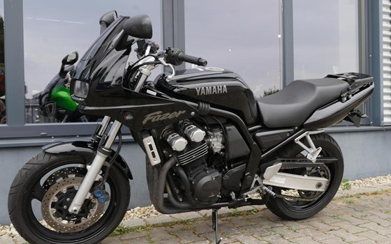 Gebrauchtmotorrad Yamaha FZS 600 Fazer - Bild 6