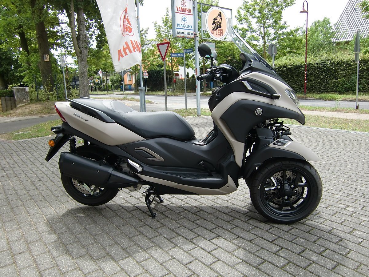 Motorrad Yamaha Tricity 300 2023 Winterpreis, Baujahr: 2023, 0 km , Preis:  8.765,00 EUR. aus Baden-Württemberg