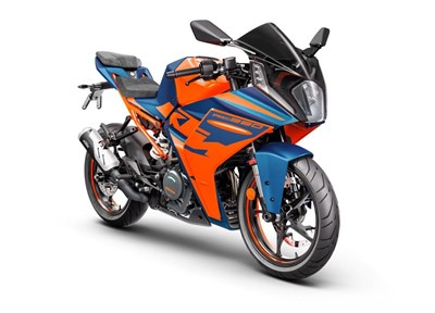 NEUFAHRZEUG KTM RC 390