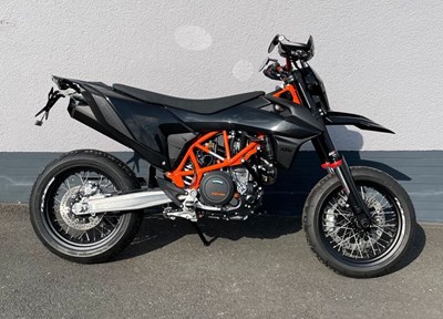 NEUFAHRZEUG KTM 690 SMC R