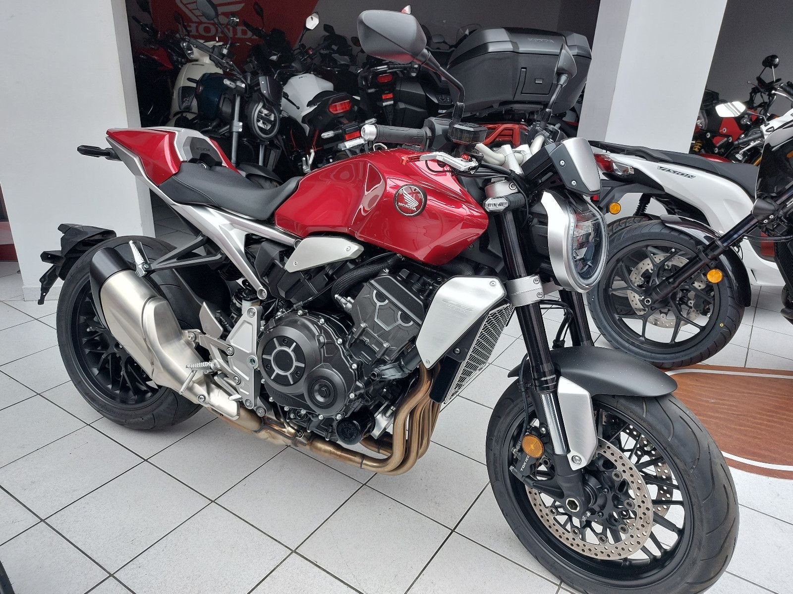 Honda 2024 cb 1ooo