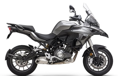 Neumotorrad Benelli TRK 502