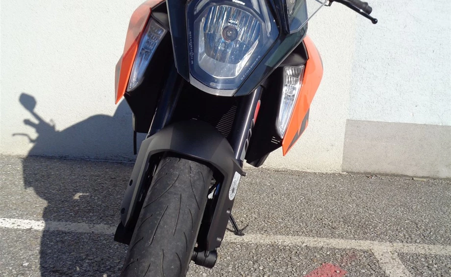 Angebot KTM 1290 Super Duke GT Bild 3: Angebot KTM 1290 Super Duke GT
