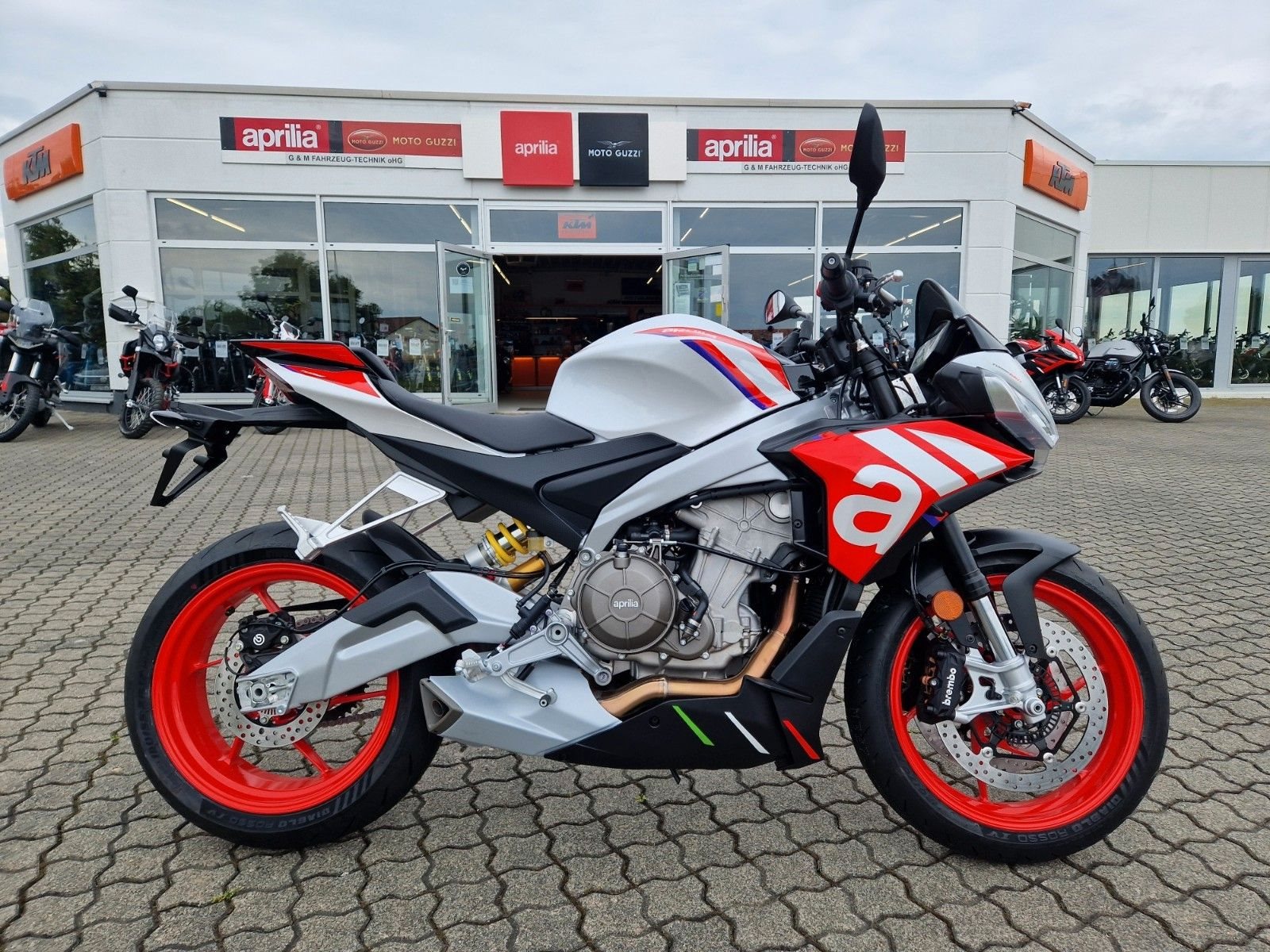 Neumotorrad Aprilia Tuono Factory Baujahr Eur