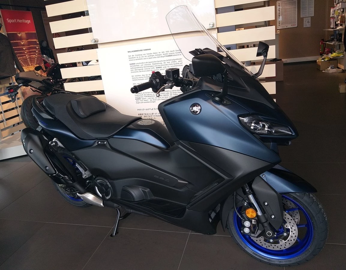 Yamaha TMAX 