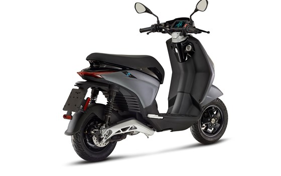 Neufahrzeug Piaggio 1 - Bild 3