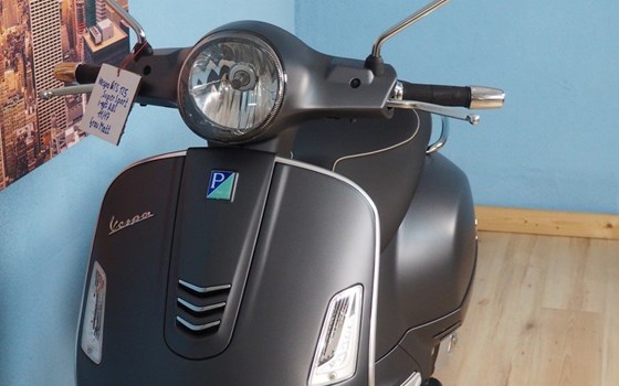 Gebrauchtmotorrad Vespa GTS 125 Supersport iGET - Bild 13 Gebrauchtmotorrad Vespa GTS 125 Supersport iGET - Bild 13