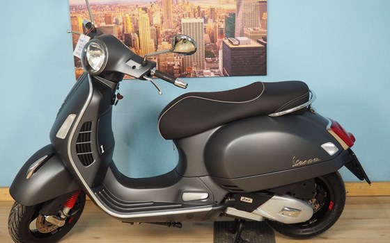 Gebrauchtmotorrad Vespa GTS 125 Supersport iGET - Bild 2 Gebrauchtmotorrad Vespa GTS 125 Supersport iGET - Bild 2