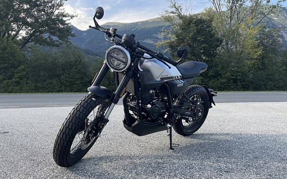 Neufahrzeug Brixton Crossfire 125 - Bild 4