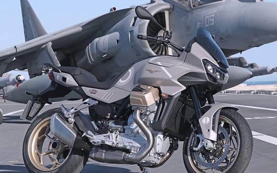 Neufahrzeug Moto Guzzi V100 Mandello Aviazione Navale - Bild 3