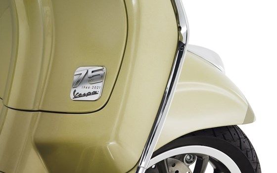 Neufahrzeug Vespa Primavera 125 75th - Bild 7