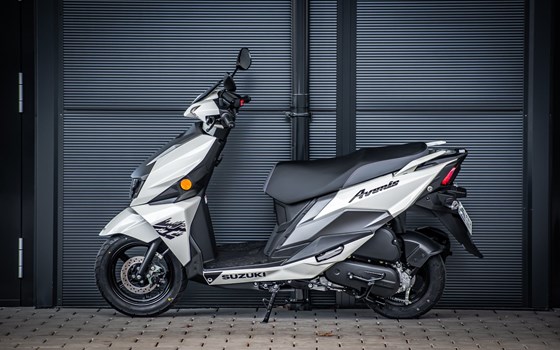 Neufahrzeug Suzuki Avenis 125 - Bild 3