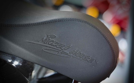 Neufahrzeug Vespa Primavera 50 Disney Mickey Mouse Edition - Bild 9