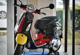 Neumotorrad Vespa Primavera 50 Disney Mickey Mouse Edition