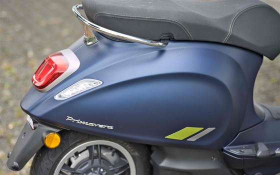 Neufahrzeug Vespa Elettrica 70 km/h - Bild 8