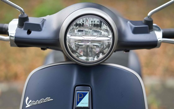 Neufahrzeug Vespa Elettrica 70 km/h - Bild 2