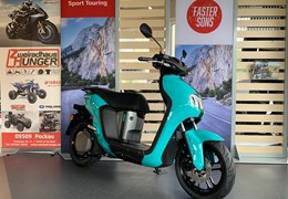 Neumotorrad Yamaha NEO's Dual Battery