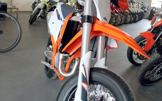 Neufahrzeug KTM 450 SMR - Bild 3
