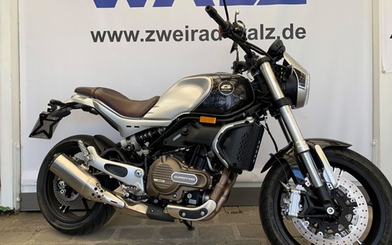 Gebrauchtmotorrad QJ Motor SRV 550 - Bild 1