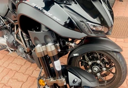 Gebrauchte Yamaha Niken GT Gebrauchte Yamaha Niken GT