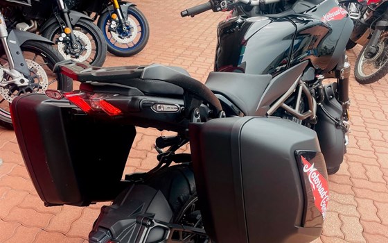 Gebrauchtmotorrad Yamaha Niken GT - Bild 7 Gebrauchtmotorrad Yamaha Niken GT - Bild 7