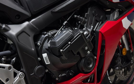 Neufahrzeug Honda CBR650R E-Clutch - Bild 7