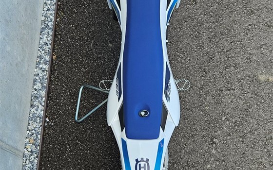 Neufahrzeug Husqvarna EE 3 - Bild 6 Neufahrzeug Husqvarna EE 3 - Bild 6