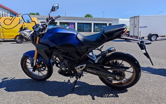Neufahrzeug Honda CB300R - Bild 4 Neufahrzeug Honda CB300R - Bild 4