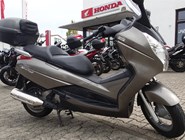 Honda FES 125 S-Wing