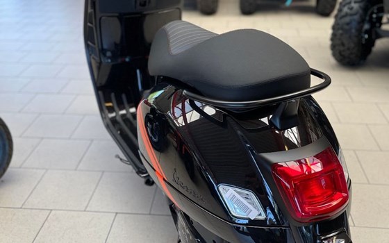 Neufahrzeug Vespa GT - Bild 4
