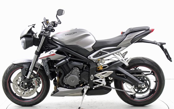 Motorrad Occasion Triumph Street Triple 765 RS - Bild 5
