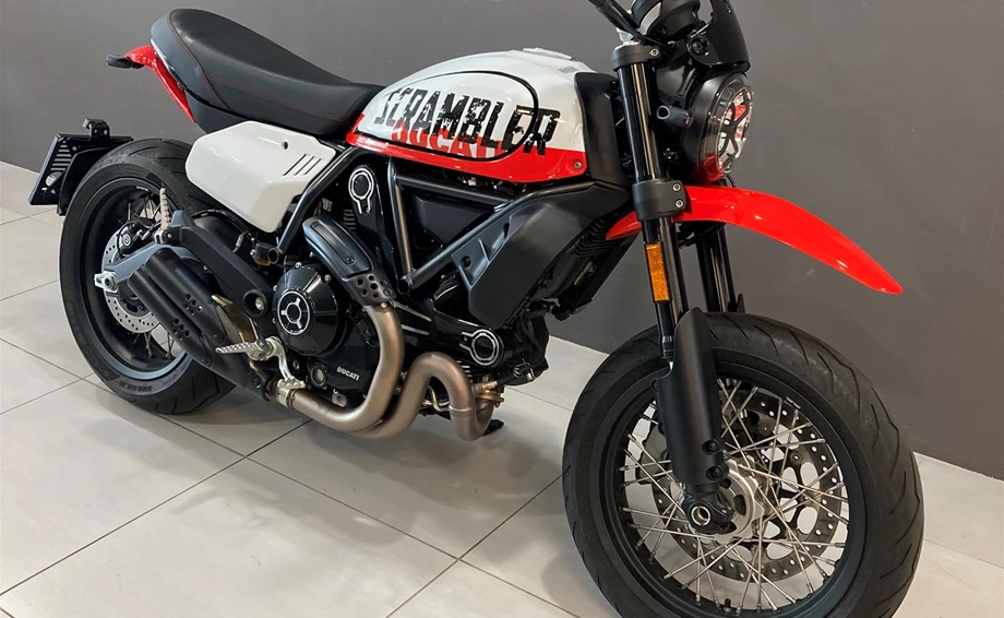 Offer Ducati Scrambler Urban Motard Bild 1: Offer Ducati Scrambler Urban Motard