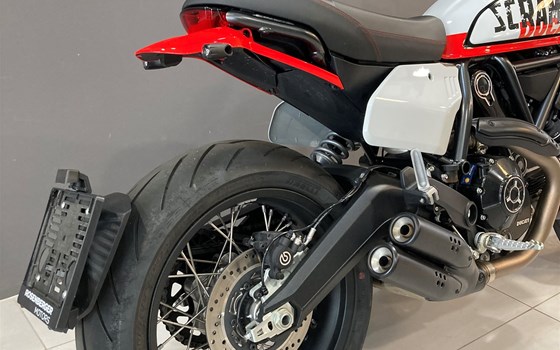 Gebrauchtmotorrad Ducati Scrambler Urban Motard - Bild 5 Gebrauchtmotorrad Ducati Scrambler Urban Motard - Bild 5