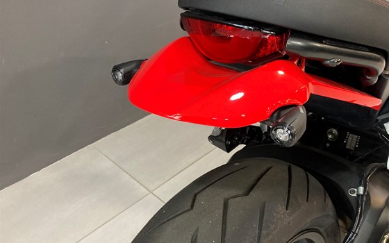 Gebrauchtmotorrad Ducati Scrambler Urban Motard - Bild 7 Gebrauchtmotorrad Ducati Scrambler Urban Motard - Bild 7