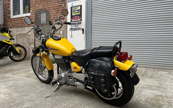 Gebrauchtmotorrad Suzuki Savage LS 650 - Bild 5