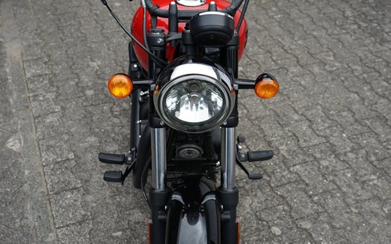 Gebrauchtmotorrad Royal Enfield Meteor 350 Supernova - Bild 6