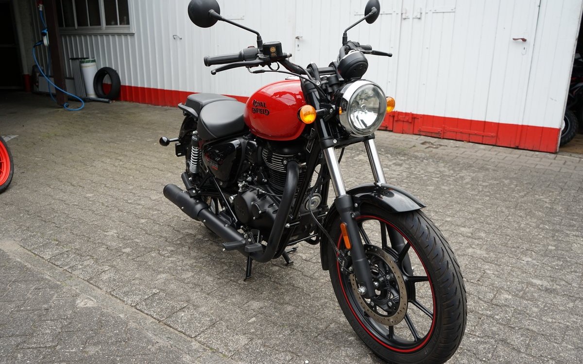 Angebot Royal Enfield Meteor 350 Supernova