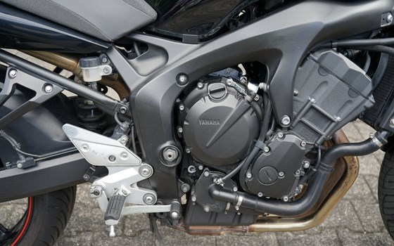 Gebrauchtmotorrad Yamaha FZ6 S2 - Bild 9