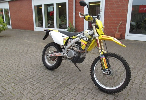 Suzuki RMX-450Z Enduro