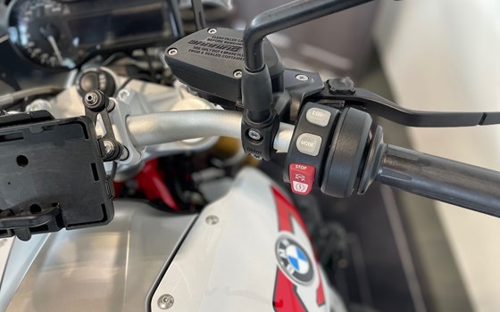 Gebrauchtmotorrad BMW R 1200 R - Bild 5 Gebrauchtmotorrad BMW R 1200 R - Bild 5