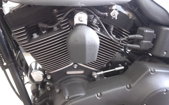 Gebrauchtmotorrad Harley-Davidson Dyna Super Glide T-Sport FXDXT - Bild 6