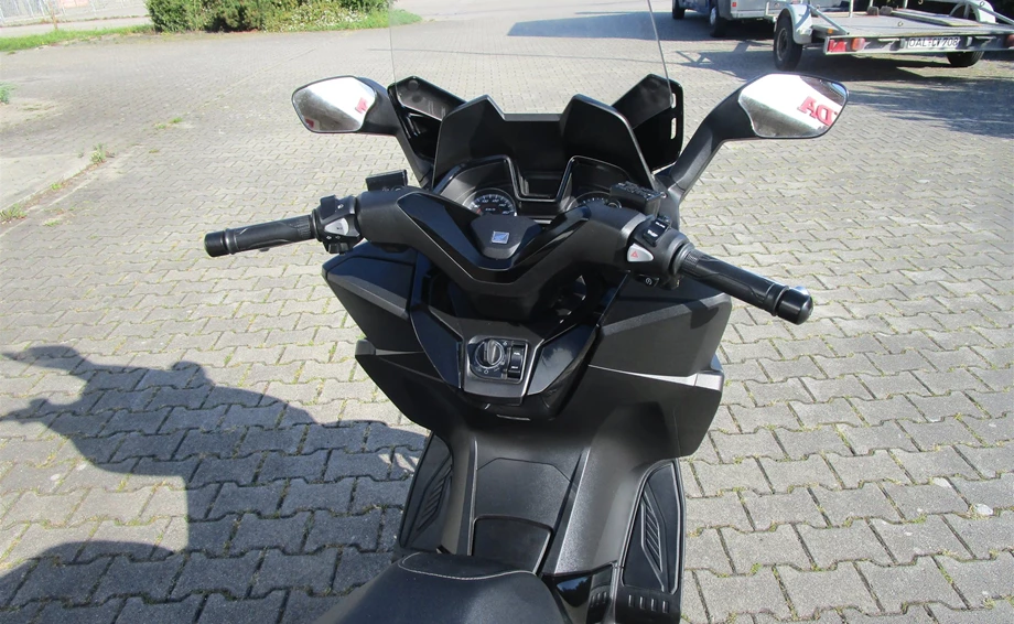 Offer Honda Forza 125 Bild 4: Offer Honda Forza 125