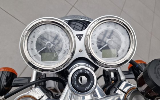 Neufahrzeug Triumph Thruxton - Bild 20