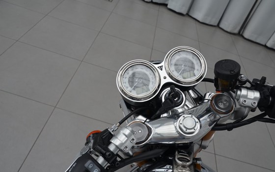 Neufahrzeug Triumph Thruxton - Bild 8 Neufahrzeug Triumph Thruxton - Bild 8