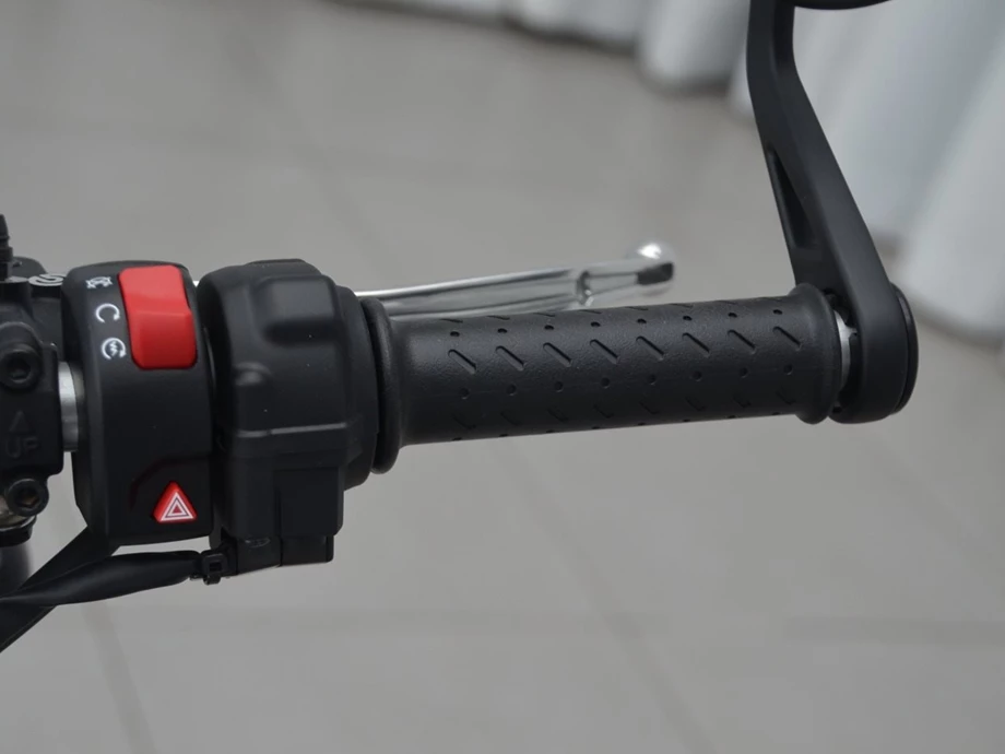 Angebot Triumph Thruxton Bild 12: Angebot Triumph Thruxton