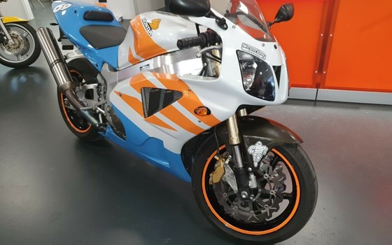 Gebrauchtmotorrad Honda VTR 1000 SP-1 - Bild 4