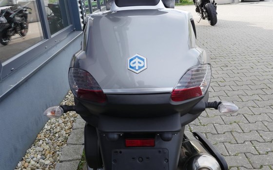 Gebrauchtmotorrad Piaggio MP3 400 - Bild 10