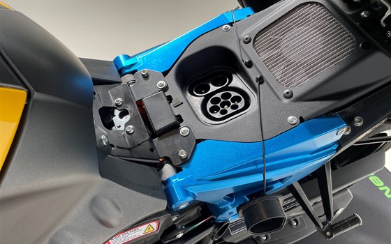 Motorrad Occasion Energica EVA EsseEsse9+ - Bild 13